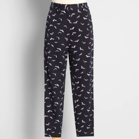 Modcloth Pants - ModCloth NWT Celestial Best Pants In Bats Spaced Halloween Pant With Pockets XL